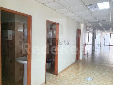 Espaço comercial à venda no Centro Antigo
