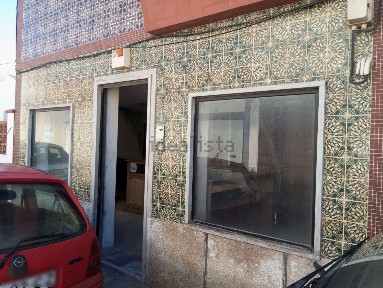 Espaço comercial à venda em Alpiarça
