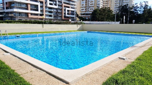 Arrendamento de apartamento T1 na Rua Vista Mar, Edificio casa dos Arcos