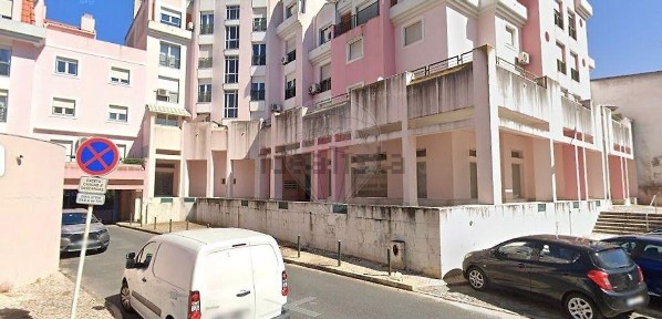 Sacavém e Prior Velho, Rua Afonso de Albuquerque