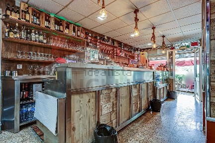 Espaço comercial à venda na Rua Damão