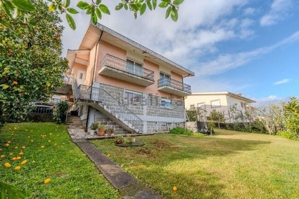 Casa ou moradia à venda na Rua do Quinteiro s/n