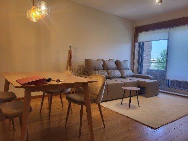 Arrendamento de apartamento T1 na Rua do Doutor Manuel Laranjeira, 138