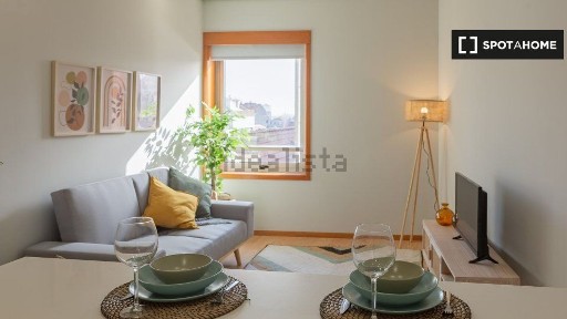 Arrendamento de apartamento T1 na Rua Conde São Salvador
