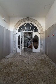 Arrendamento de apartamento T1 na Rua do Rosário, 5