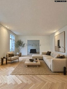 Apartamento T5 à venda na Avenida da Liberdade