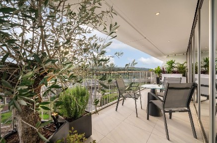 Apartamento T3 à venda na Rua Conde Almoster