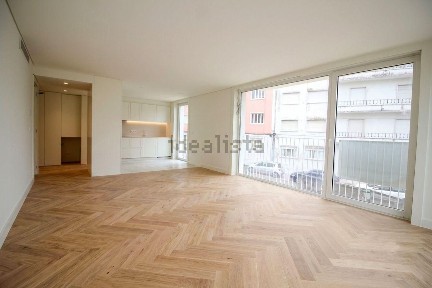 Apartamento T1 à venda na Travessa do Conde da Ribeira, 64