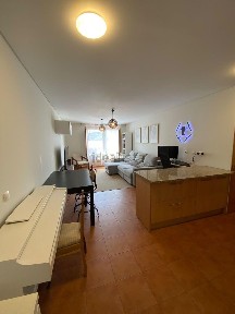 Apartamento T1 à venda na Rua da República, 15