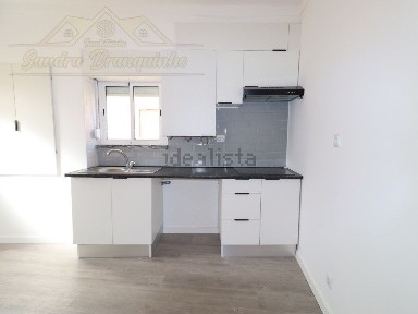 Torres Vedras e Matacães, Rua Miguel Jerónimo, 49