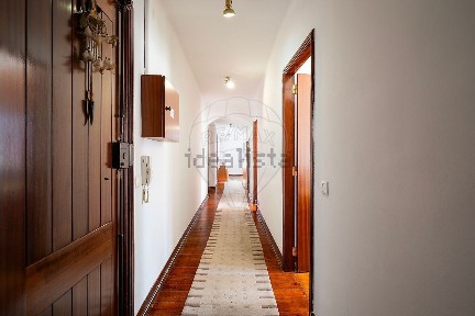Apartamento T2 à venda na Cais do Sodré - Santos