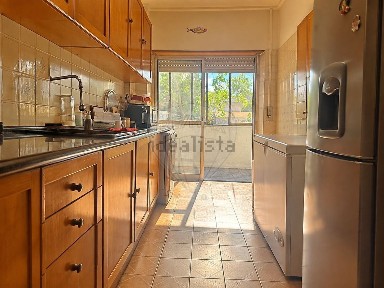 Apartamento T2 à venda em Massamá