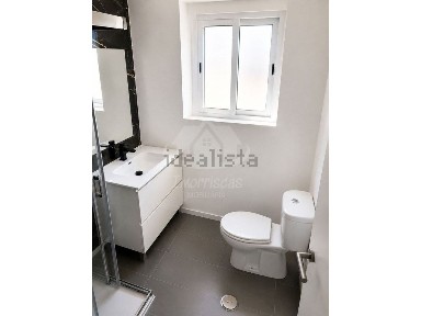 Apartamento T1 à venda na Rua José Gomes Ferreira