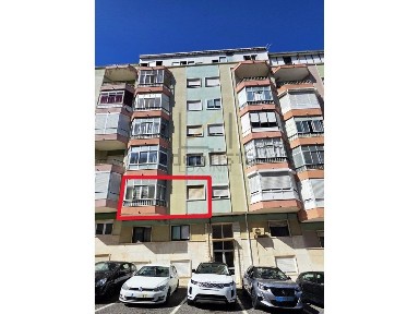 Apartamento T2 à venda na Praceta dos Vales de Baixo, 4