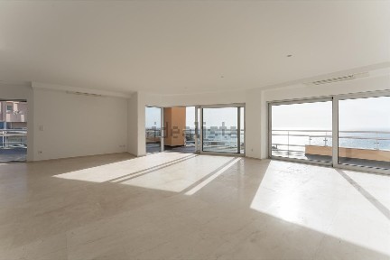 Penthouse à venda na Alameda da Guia