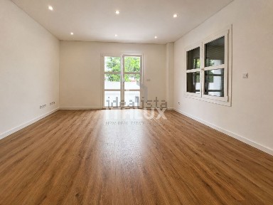 Apartamento T2 à venda na Serra de Carnaxide