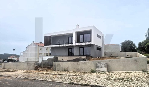 Casa ou moradia à venda em Santo Isidoro