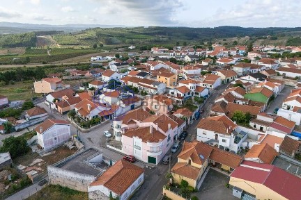 Apartamento T3 à venda na Rua da Lagoinha s/n