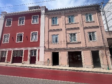 Espaço comercial à venda na Rua Combatentes da Grande Guerra