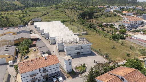 Armazém à venda em Eiras e São Paulo de Frades