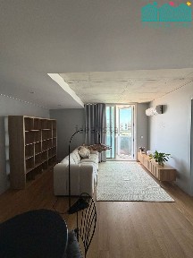 Arrendamento de apartamento T1 na Rua General José Domingues Peres, 1