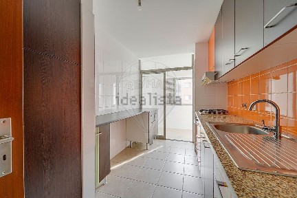 Arrendamento de apartamento T1 na Travessa do Baixeiro