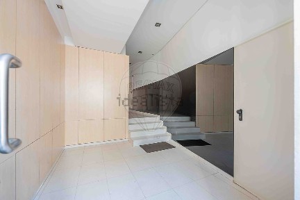 Apartamento T1 à venda na Areosa - Fernão de Magalhães