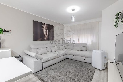 Apartamento T2 à venda na Rua Leote do Rego