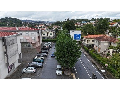 Apartamento T2 à venda na Rua Primeiro de Maio