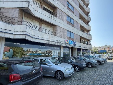 Arrendamento de escritório em Paredes