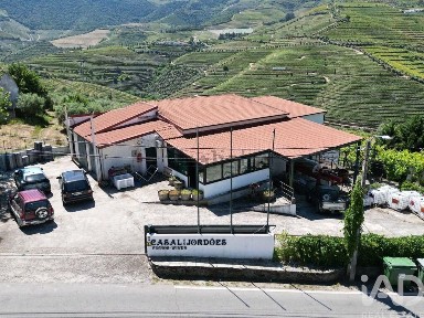 Armazém à venda em Ervedosa do Douro