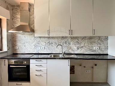 Arrendamento de apartamento T2 no Vale de Milhaços