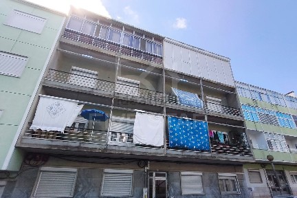 Arrendamento de apartamento T2 na Cova da Piedade