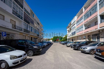Arrendamento de apartamento T2 na Rua da Correnteza, 20