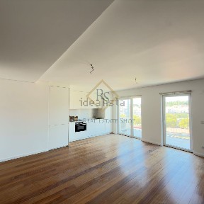 Arrendamento de apartamento T3 na Rua Capitão Afonso Pala, 55