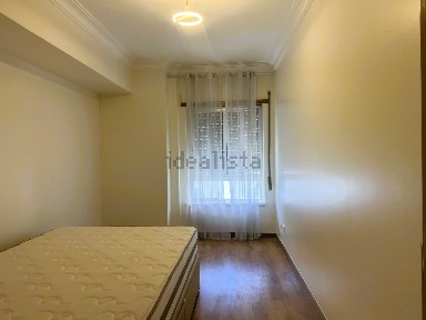 Arrendamento de apartamento T2 na Rua Ferreira Lapa