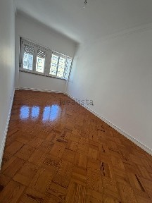 Alvalade, Bairro de Alvalade, Avenida de Roma