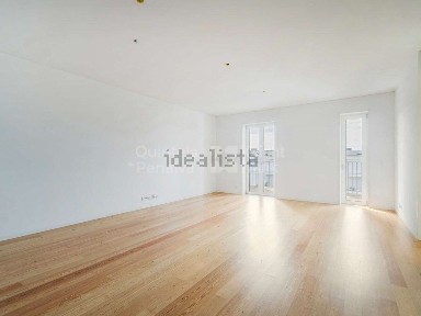 Arrendamento de apartamento T2 na Pedrouços