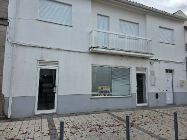 Nelas, Rua Doutor Abel Pais Cabral