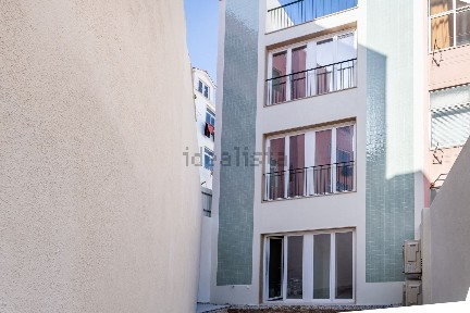 Apartamento T2 à venda na Rua Vitor Bastos, 57