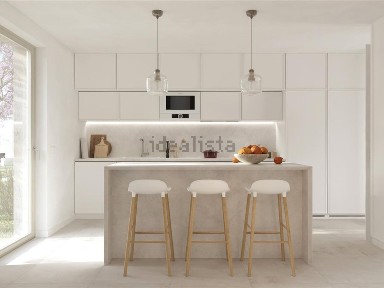 Apartamento T3 à venda na Rua João Saraiva, 24