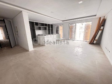 Apartamento T3 à venda na Rua de Cabo Verde