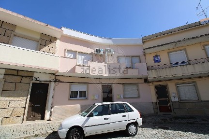 Apartamento T2 à venda no Bairro da Fontainha