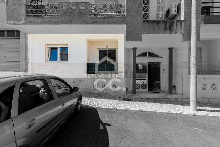 Apartamento T2 à venda na Avenida Doutor Jeremias Toscano, 8