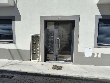 Apartamento T2 à venda na Rua de Aviz