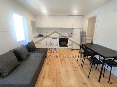 Arrendamento de apartamento T0 no Largo Santana