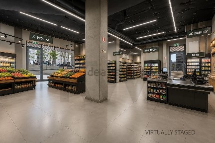 Espaço comercial à venda na Rua Carlos Saraiva s/n