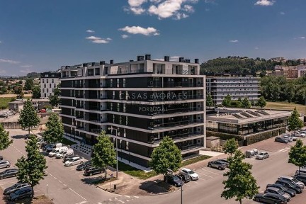 Arrendamento de apartamento T3 na Rua 1 de maio
