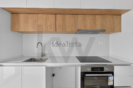 Apartamento T2 à venda na Avenida José Estevão s/n