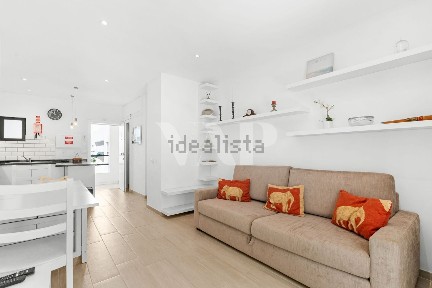 Apartamento T2 à venda em Praia de Quarteira